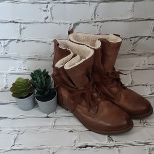Brown Leather Lace-up Boots